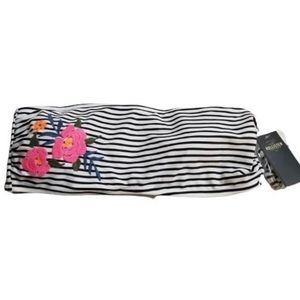 Strapless bikini top by Hollister NWT black & white with detachable straps swim